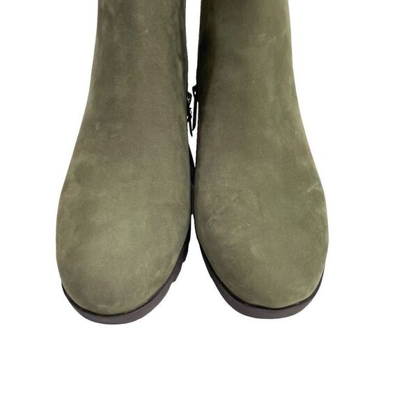 NEW Vionic Wilma leather Heeled Ankle Boots Size 9.5 olive green nubuck - Picture 3 of 11